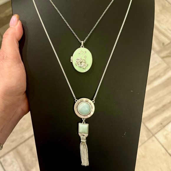 ⚜️ Set of 2 Lucky Brand Necklaces – Cameo Pendant & Reversible Opal Tassel ⚜️ - Picture 2 of 9